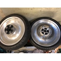 V-rod baghjul m. skive 180/55/18