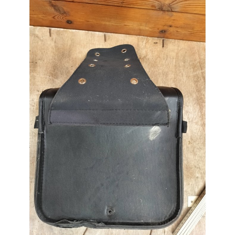 taske  h25. L 25. D 12