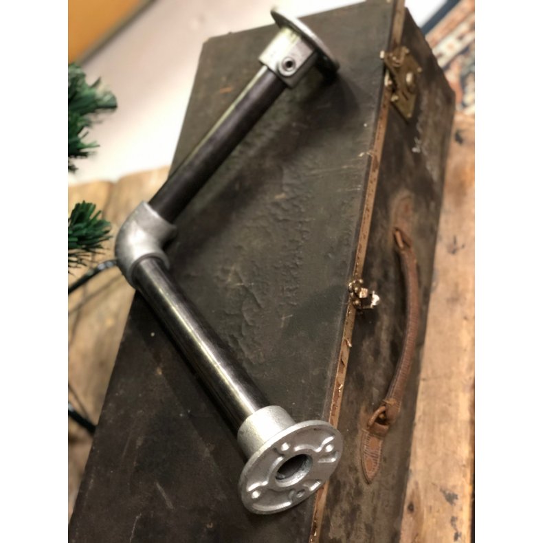 Hjelmholder vg beslag