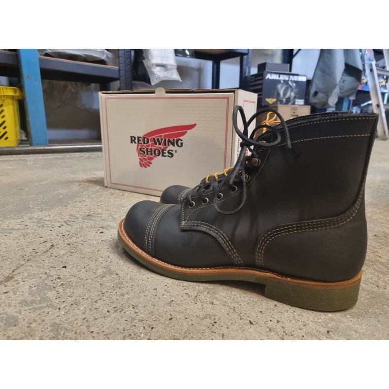 RED WING SHOES IRON RANGER STYLE NO. 4331 SPECIALMODEL