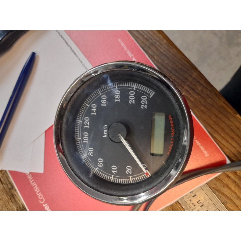 kmt speedometer   hd nr  67479-04b