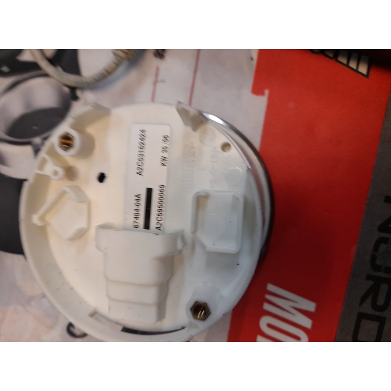 kmt speedometer   hd nr 67404-04a