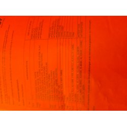 rst fremflytterst med tuv p og papire med.