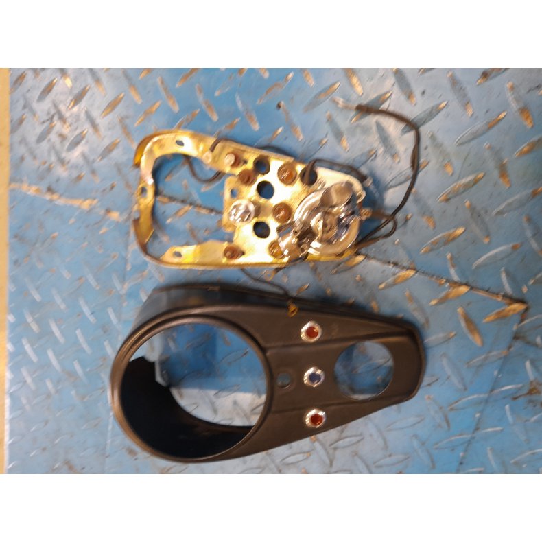 dash og baseplate taget af shovel med oem tanke