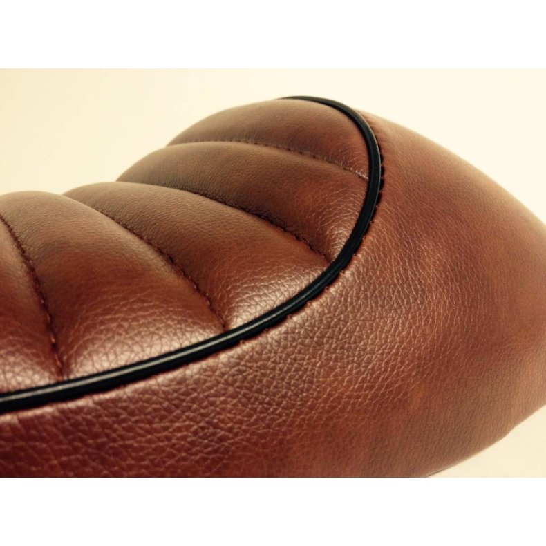 TUCK N' ROLL CAFE RACER SDE BROWN 15