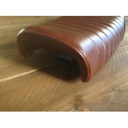 CLASSIC BRAT SDE TUCK ROLL SDE VINTAGE BROWN 85