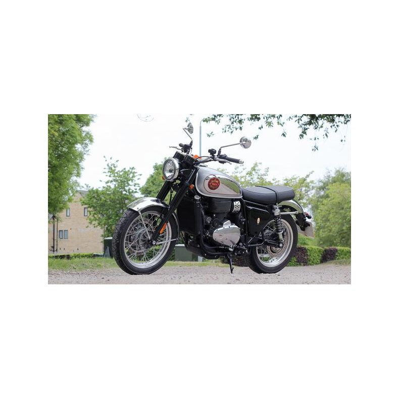 BSA Goldstar 650. 