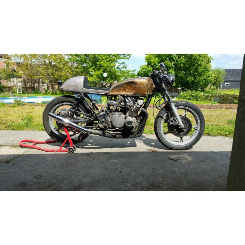 ROADSTER HEADLAMP 5-3/4 INCH H4