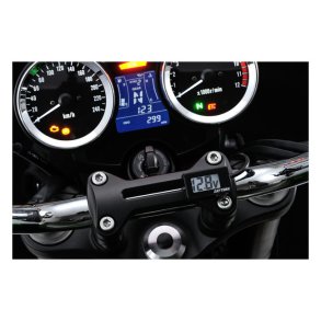 COMPACT DIGITAL VOLT METER 