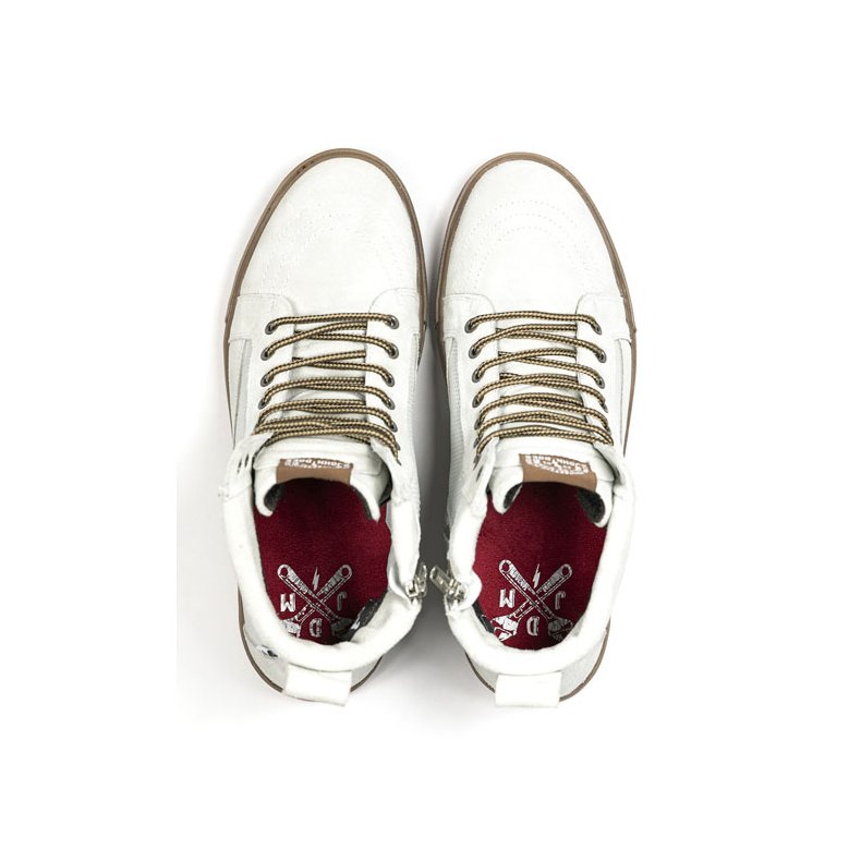 JOHN DOE MOTORCYCLE KEVLAR SNEAKERS. NEO WHITE/ BROWN CE APPR.