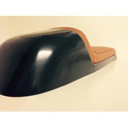 TUCK N' ROLL STITCH BRUN ELLER SORT