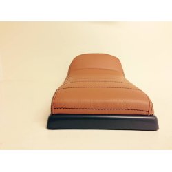 TUCK N' ROLL STITCH BRUN ELLER SORT