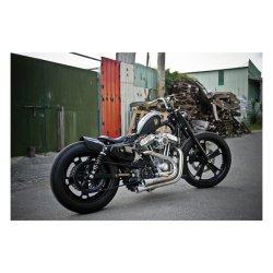 BOBBED REAR FIBERGLASS FENDER KIT. BLACK