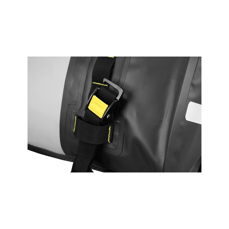 NELSON-RIGG, HURRICANE DUFFLE BAG. 25 LITER -