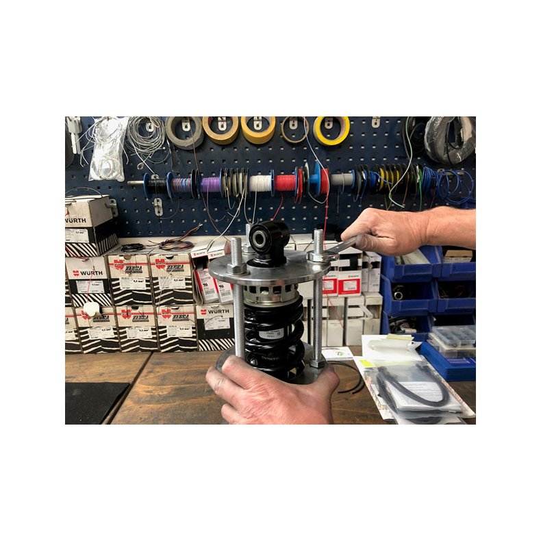 KODLIN, M8 SOFTAIL SHOCK/SPRING COMPRESSION TOOL