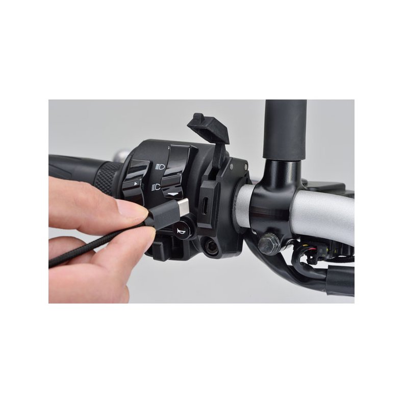 DAYTONA, USB-C POWER SUPPLY. SLIM MOUNT 