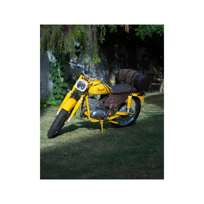 TRIP MACHINE MILITARY DUFFEL. SORT ELLER BRUN.