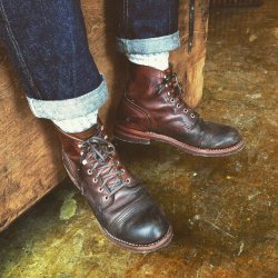 RED WING BOOTS 8111 IRON RANGER BROWN