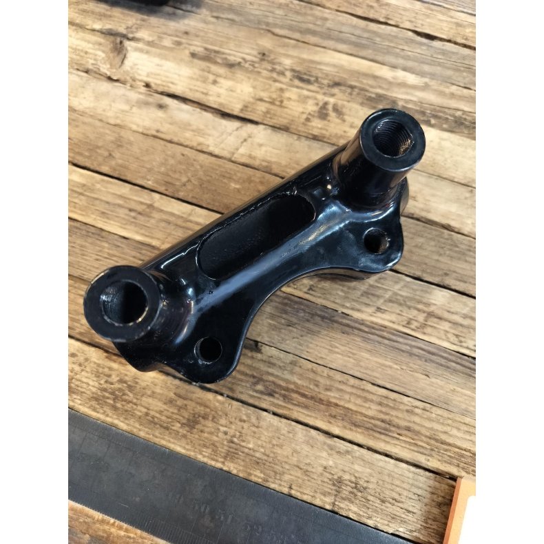 FL styr clamp. til 2 delt styr, gevind fine.