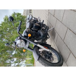 Royal Enfield 350 Classic.  km 21365. rgang 2023.