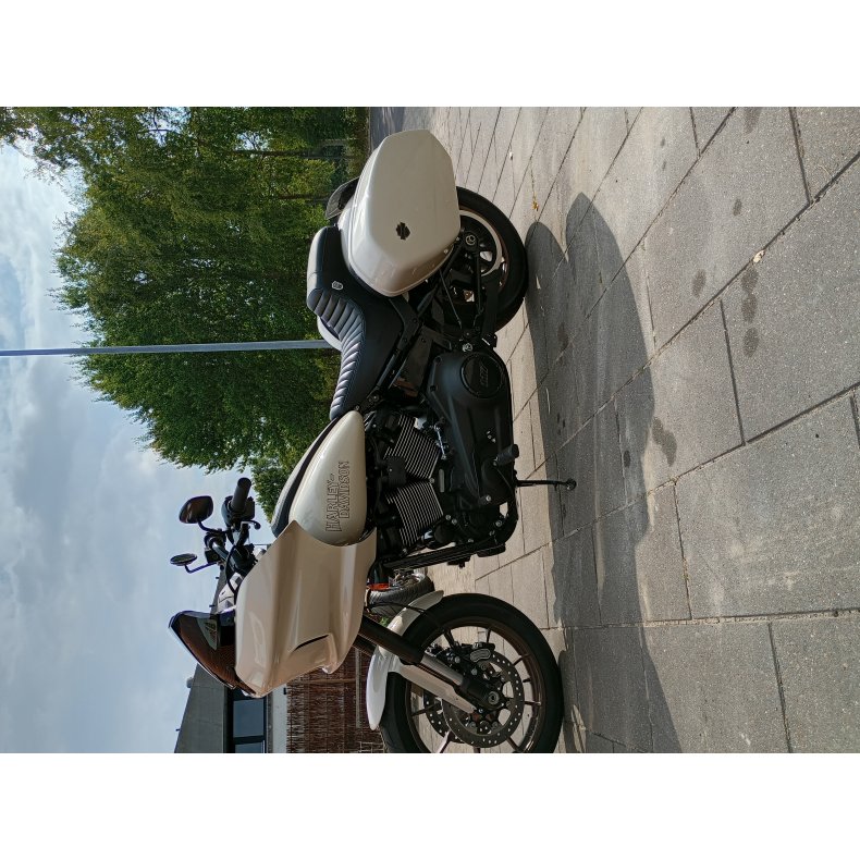 Harley Davidson, Fxlrst, Low Rider St. Reg. 24. Januar 2025, km1624.