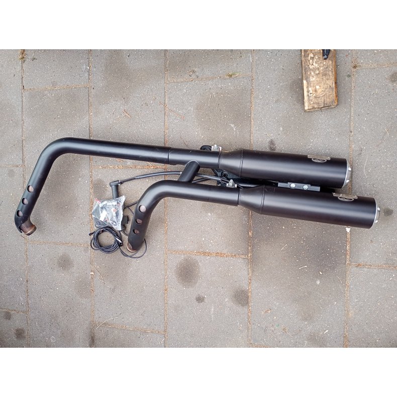 Harley Davidson, Fxlrst, Low Rider St. Reg. 24. Januar 2025, km1624.