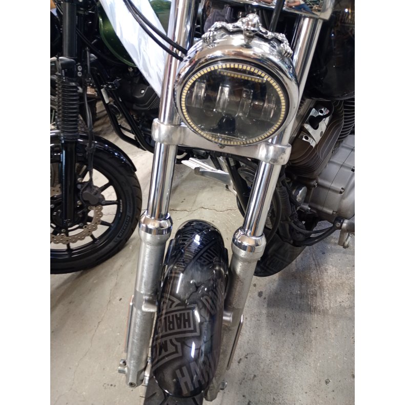 harley davidson xl 883 custom. 2010. km 75500.