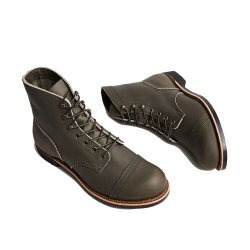 RED WING SHOES  IRON RANGER STYLE NO.S 8078