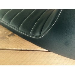 CAFE RACER SDE TUCK N' ROLL STITCH ZWART TYPE 45