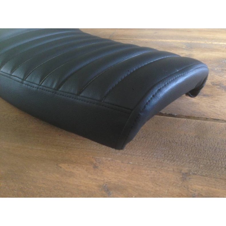 SR400 SR500 STYLE SR SDE TUCK 'N ROLL BLACK 37