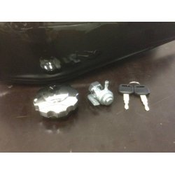 CB STYLE FUEL TANK WITH ACCESSOIRES TYPE 5