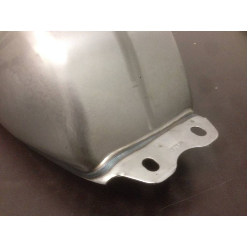 FUEL TANK WITH ACCESSOIRES TYPE 4