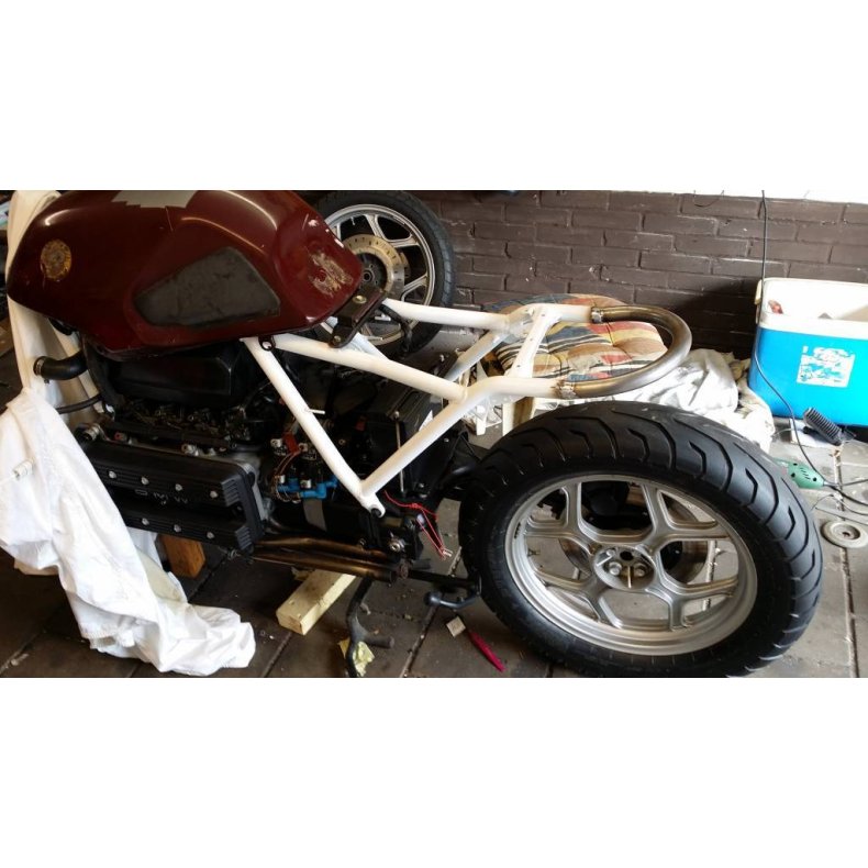 28MM BMW CAFE RACER LOOP STEEL