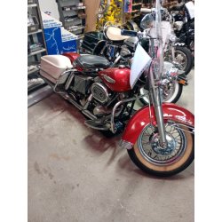 Harley Davidson Fl1200  1970.   89999kr
