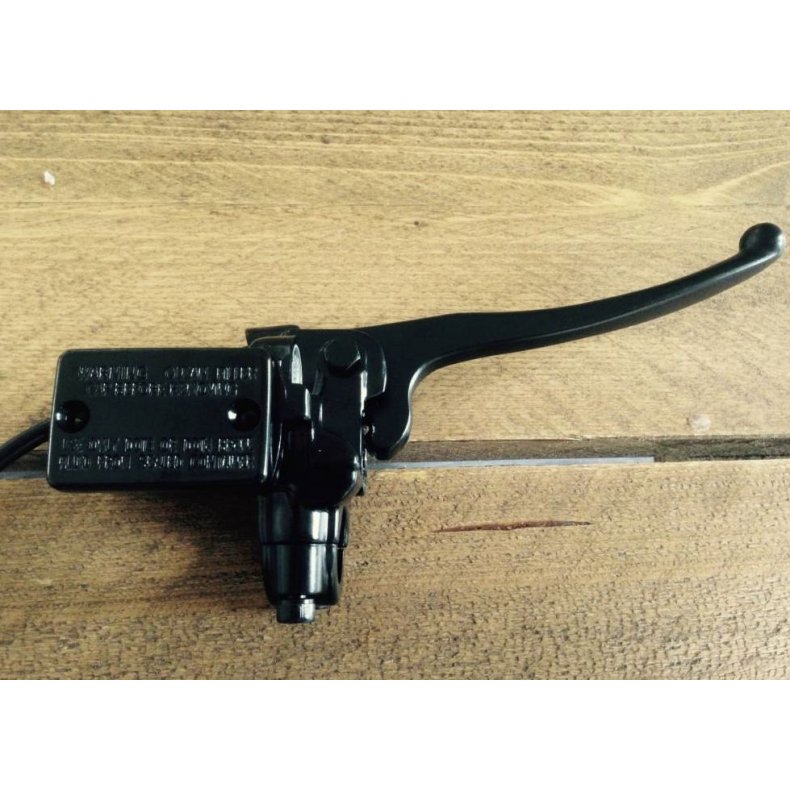 Master Cylinder Universal Black Type