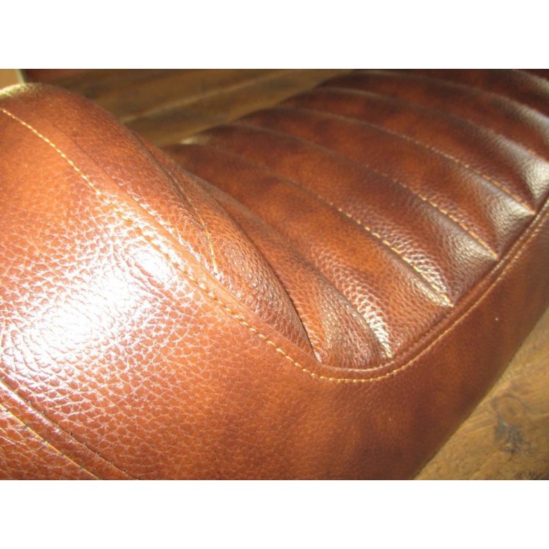 SR400 SR500 STYLE SR SDE TUCK 'N ROLL BROWN 64