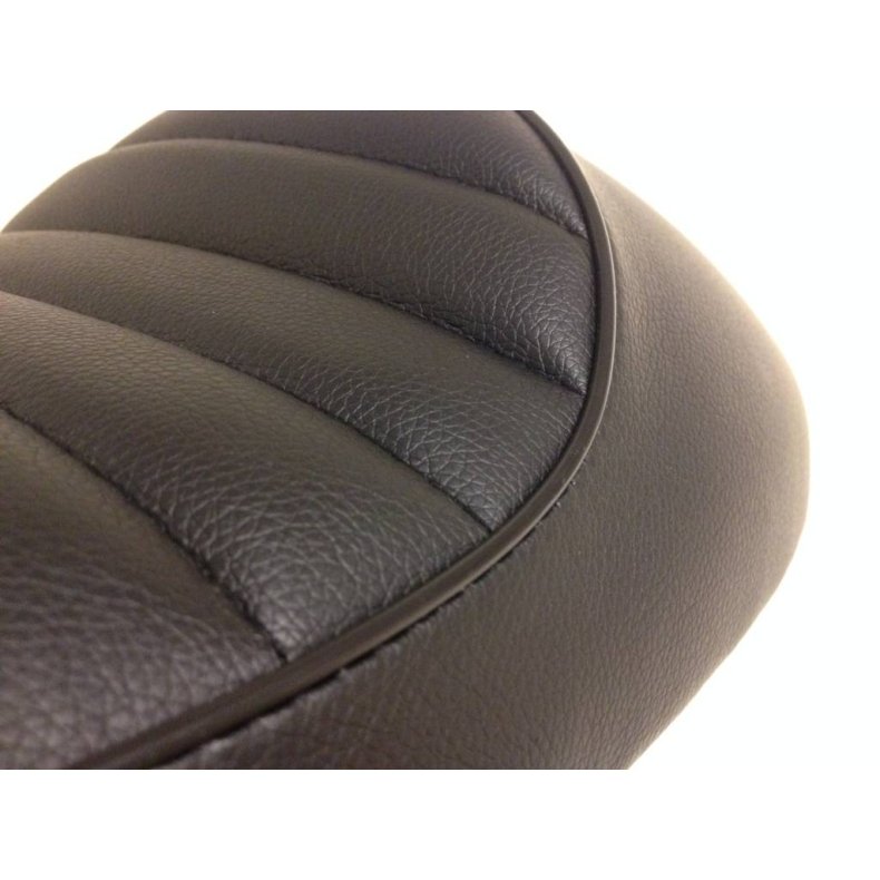 TUCK N' ROLL CAFE RACER SDE BLACK 16