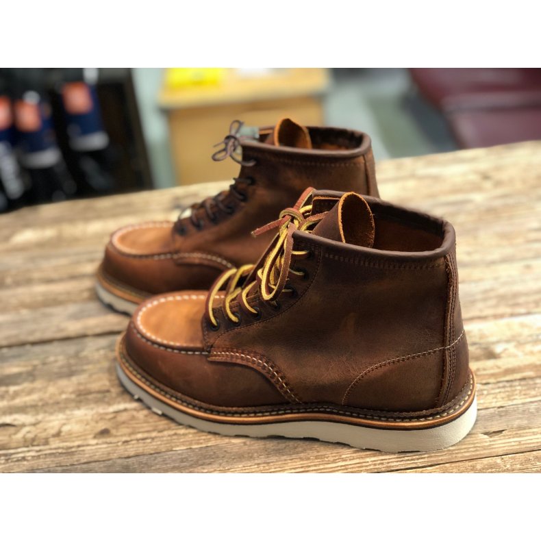 RED WING SHOES CLASSIC MOC STYLE NO. 1907