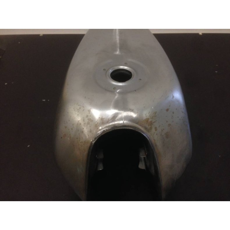 SRZ STYLE FUEL TANK WITH ACCESSOIRES TYPE 7