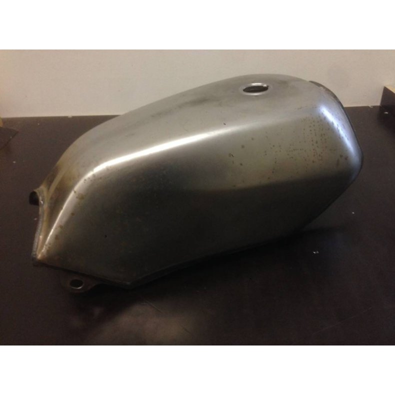 SRZ STYLE FUEL TANK WITH ACCESSOIRES TYPE 7