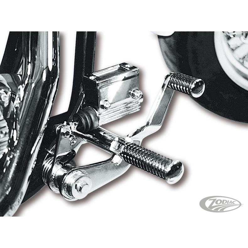 CHROME FORWARD CONTROL KITS WITH MASTER CYLINDER FOR BIG TWINS, Med pegs.