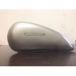 SUZUKI STYLE FUEL TANK WITH ACCESSOIRES TYPE 2