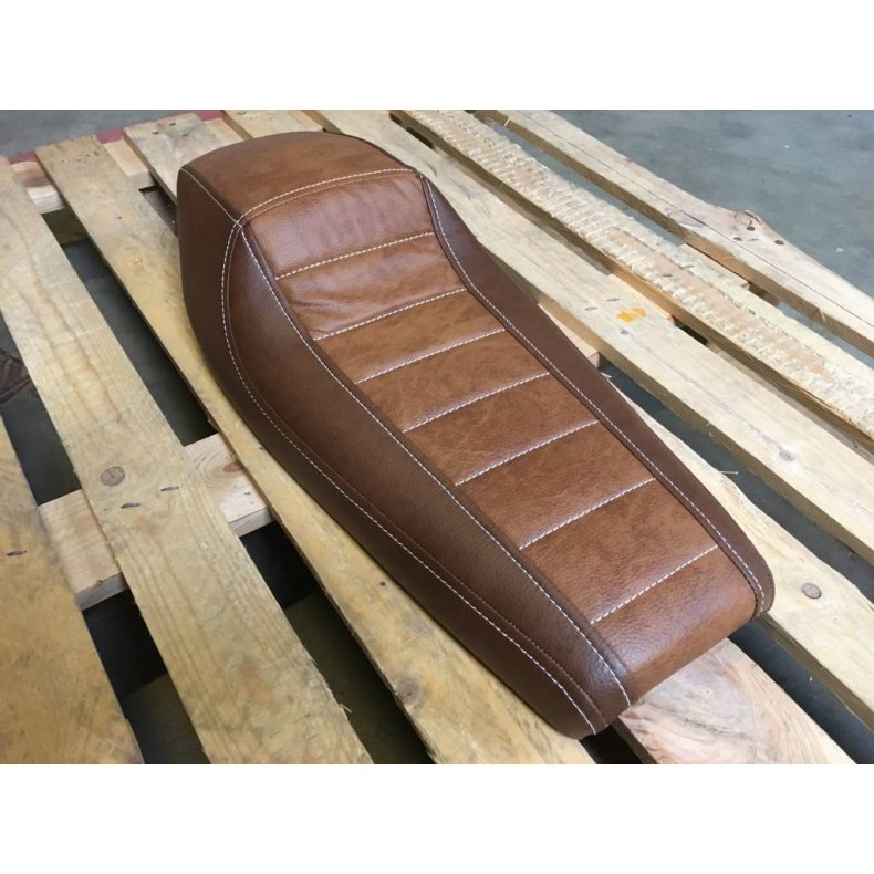 TRACKER SDE FULLY UPHOLSTERED VINTAGE BROWN 20