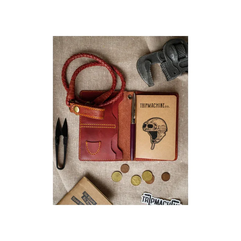 Trip Machine Explorer wallet  cherry red