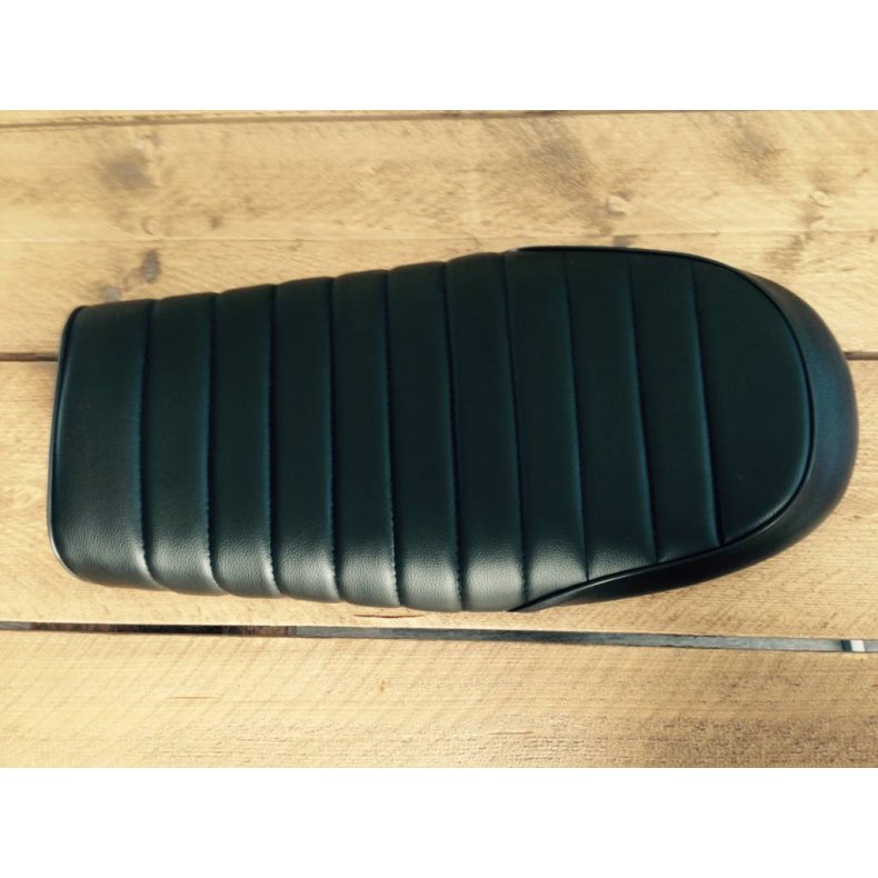 TUCK N' ROLL BRAT SDE BLACK ON BLACK TYPE 42