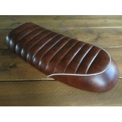 TUCK 'N ROLL CAFE RACER SDE DARK BROWN &amp; WHITE 88