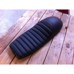 TUCK ROLL CAFE RACER SDE BLACK 96