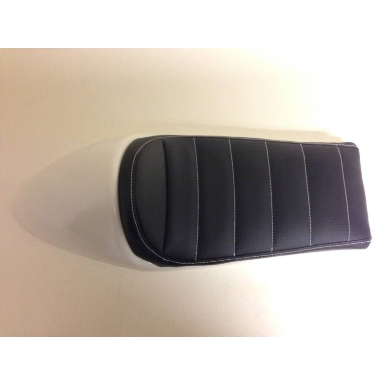 CAFE RACER SDE TUCK N' ROLL STITCH BLACK TYPE 35