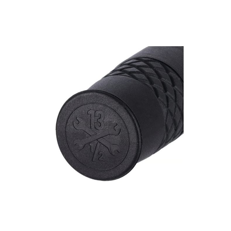 13 1/2 Outlaw grips. 1"